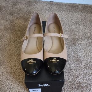Coach Women's Tan and Black Mary Jane Flats